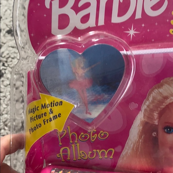 💕90s Barbie Camera 💕 - Picture 2 of 3
